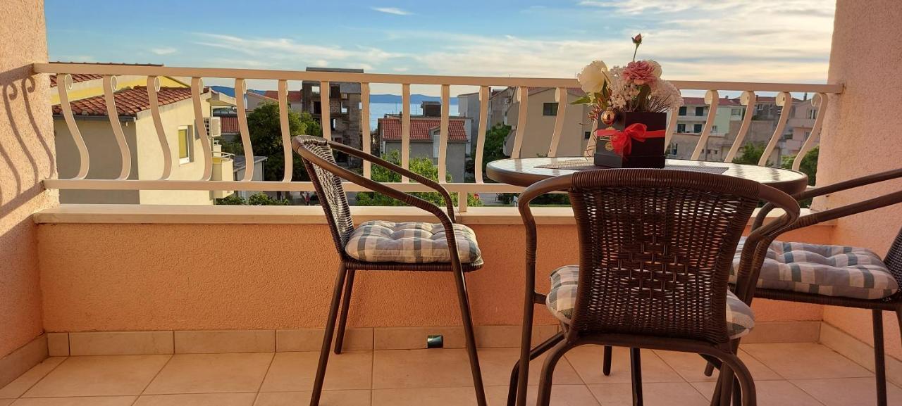 Villa Rossa Tučepi Exteriör bild